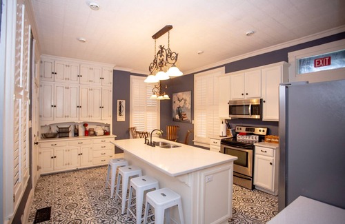 Brazos House | "Downtown" Heart of Waco Home