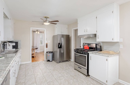 Southeast Pensacola House | Downtown Home Near Beach, Spacious + Pet Friendly