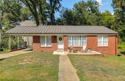 Oxford House | Downtown Home! Walk to Oxford Square and Ole Miss
