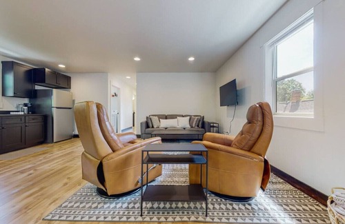 Kalispell Apartment | Downtown Kalispell Retreat | Hot Tub | Walk to Breweries & Shops