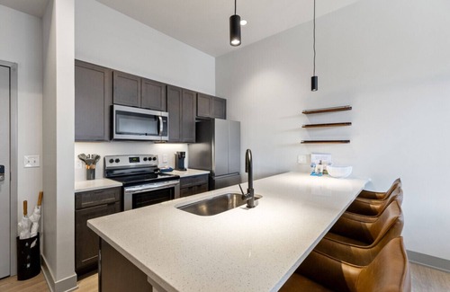 Downtown Condo | Downtown LEX - Keeneland Condo
