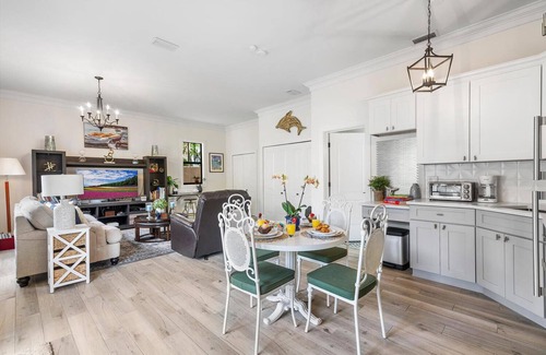Old Northwood Historic District House | Downtown Luxury Guest House