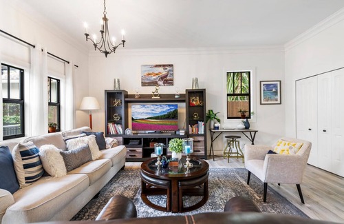 Old Northwood Historic District House | Downtown Luxury Guest House