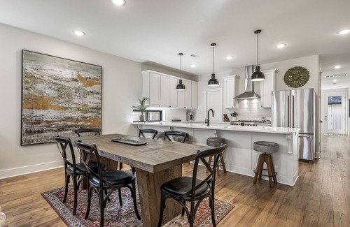 Downtown House | Downtown Luxury, with hot tub, on Downtown Trail - near everything Bentonville