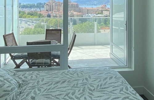 Cultural District Condo | Downtown Luxury with View, Hot Tub, Pool- One Water Street-3month minimum rental