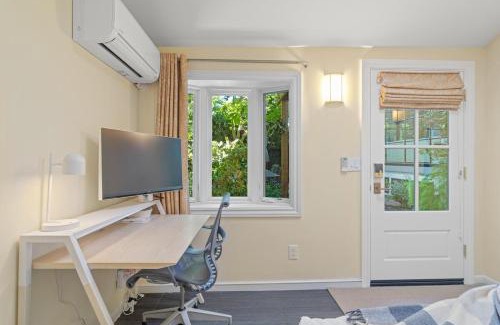 University South Apartment | Downtown Palo Alto Gem! Cute, Spotless Guest House