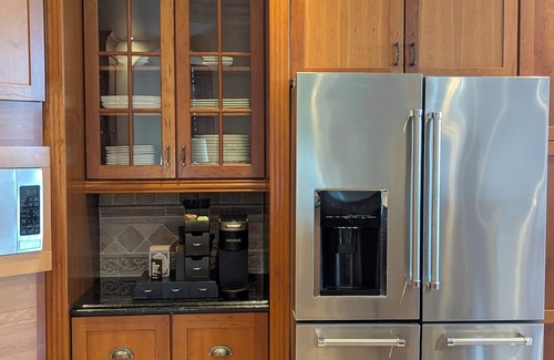 Central Business District Condo | Downtown Penthouse Getaway - Walkable, Private Parking, Holiday Lights