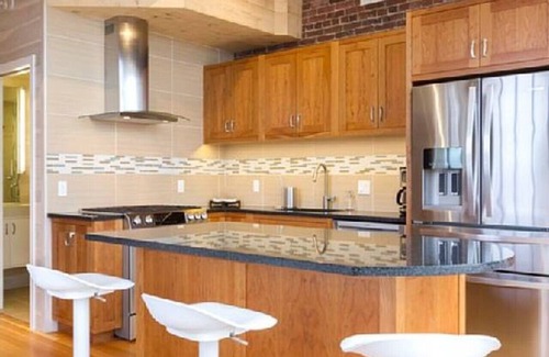 Old Port Apartment | Downtown Penthouse Suite - Stunning Harbor Views