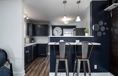 New Albany House | Downtown Retreat! *5 minutes from Louisville KY*