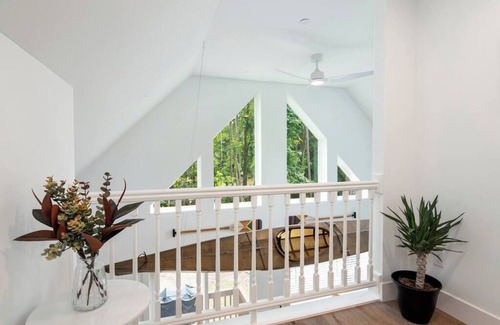 St. Michaels House | Downtown Retreat with Bikes, Fire Pit & Kayaks