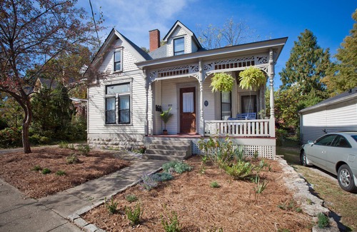 Woodward Heights Apartment | Downtown Two Bedroom Apartment in Downtown Lexington near Rupp Arena