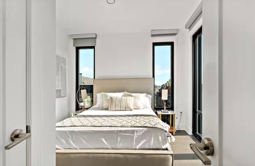 Cardozo Bed & Breakfast | Downtown/Views/Luxury/Sunny