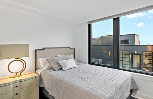 Cardozo Bed & Breakfast | Downtown/Views/Luxury/Sunny