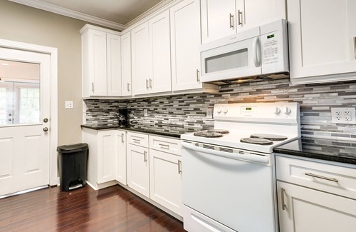 Wilmington House | Downtown Wilmington Home: Walk to Cape Fear River!