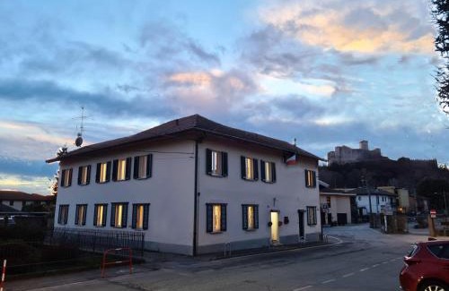 Angera Apartment | Dragonfly Appartamento Blu