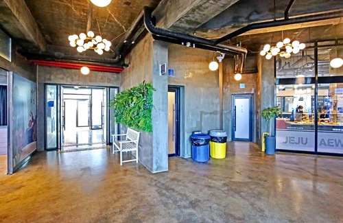 Aewol House | Drama 2015