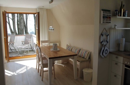 Alt Reddevitz Apartment | Dream apartment with sea view - HH18