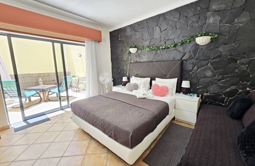 Funchal Bed & Breakfast | Dream Lagos B&B