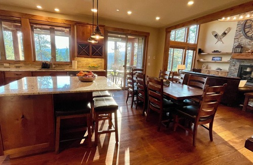 Roslyn House | Dream View Retreat