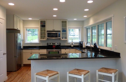 Neskowin House | Dreamy Cottage Near Beach, 1.5 Wooded Acres, Free EV Charger!