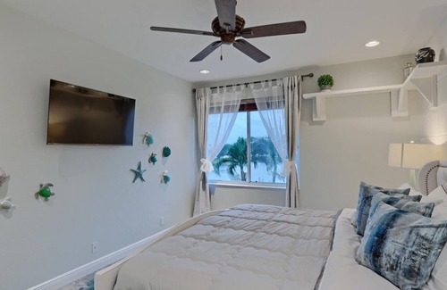 Wellington House | Dreamy luxurious Paradise with Pool, theater, Jacuzzi, beautiful lake
