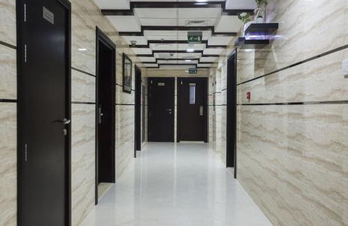 Al Barsha 1 House | Dreamy Partition Room in Barsha1