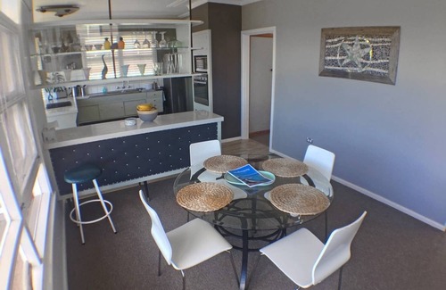 Mount Ousley House | Drift - Artistic retro beach inspired house