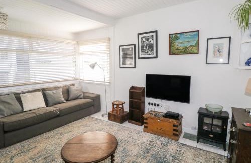 Polzeath House | Driftwood