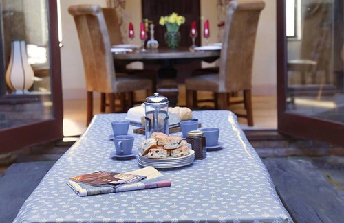 Crynant House | Driftwood House in the beautiful Gower