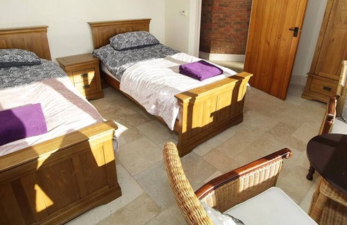 Crynant House | Driftwood House in the beautiful Gower