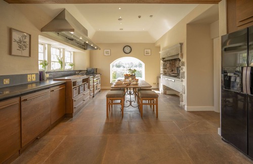 Nethy Bridge Cottage | Drum Lodge - sleeps 15 guests in 7 bedrooms