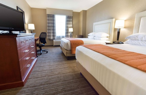 Sharonville Hotel | Drury Inn & Suites Cincinnati Sharonville