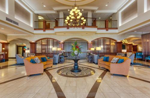 Chesterfield Hotel | Drury Plaza Hotel St. Louis Chesterfield