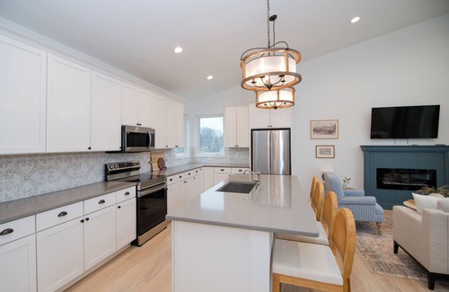 Dry Ridge House | Dry Ridge Village - Three New-Construction Houses, Minutes from the Ark