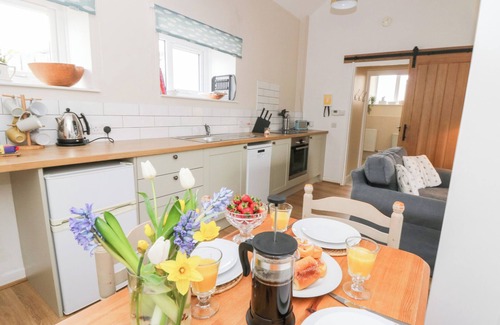 Pentrefelin Cottage | Dryslwyn Cottage