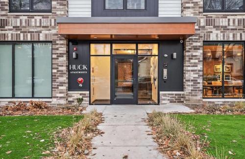 St. Anthony West Apartment | DT UMN New 1BD GYM Rooftop Free Parking