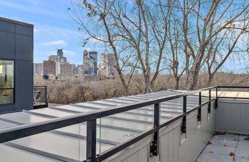 St. Anthony West Apartment | DT UMN New 1BD GYM Rooftop Free Parking