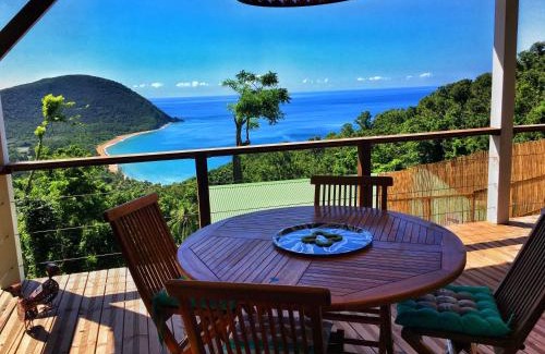 Deshaies Cabin | Du Côté de Chez Swann