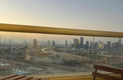 Madinat Zayed Apartment | Dubai Sky Line View Apartment