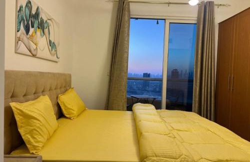 Madinat Zayed Apartment | Dubai Sky Line View Apartment