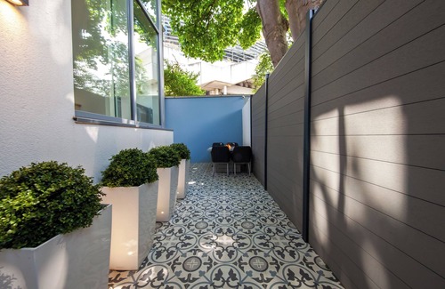 Ballsbridge House | Dublin Retreat Sleeps 6 with Parking