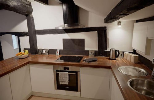 Henley-on-Thames Apartment | Duck Cottage in the centre of Henley