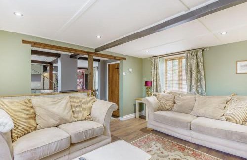 New Forest District House | Duck Island Cottage