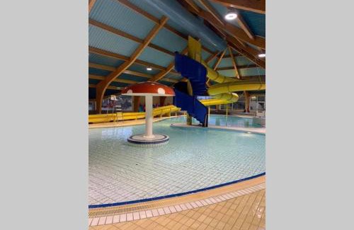 South Cerney House | Duckling View