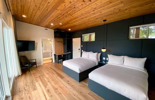 Tofino Hotel | Duffin Cove Oceanfront Lodging