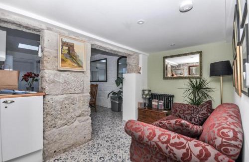 Isle of Portland House | Duke’s Cottage