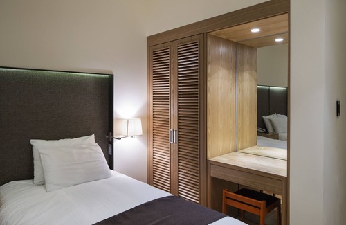 Buk Hotel | Dukgu Oncheon Hotel