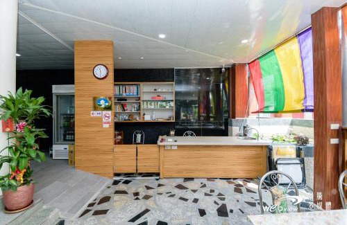 Donghe House | Dulan Pearl Hill Homestay