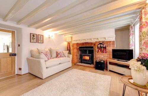 Wimborne House | Dulcima Cottage