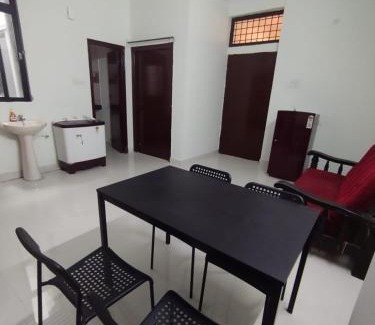 Hyderabad Apartment | Dumzy's Bungalow